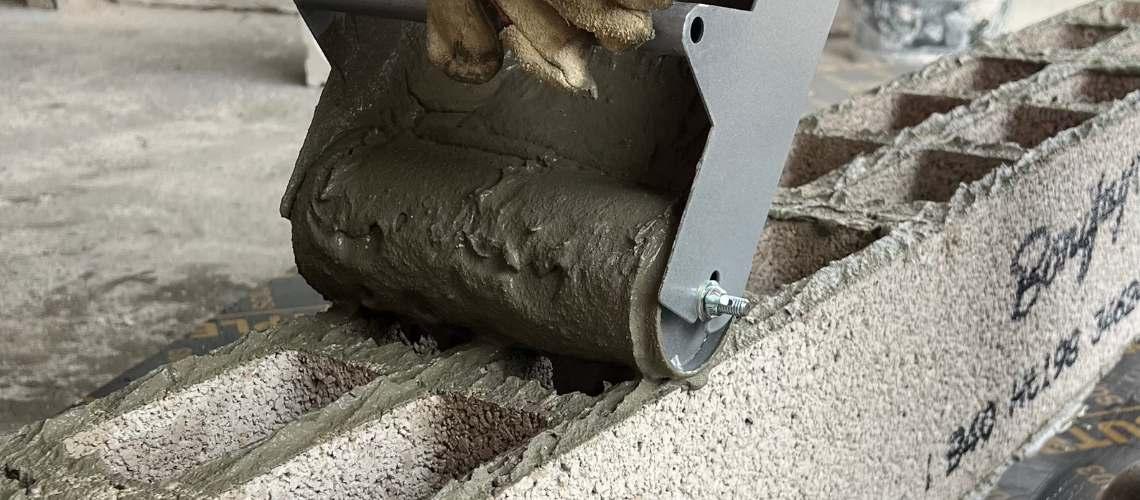 Bloc beton à coller