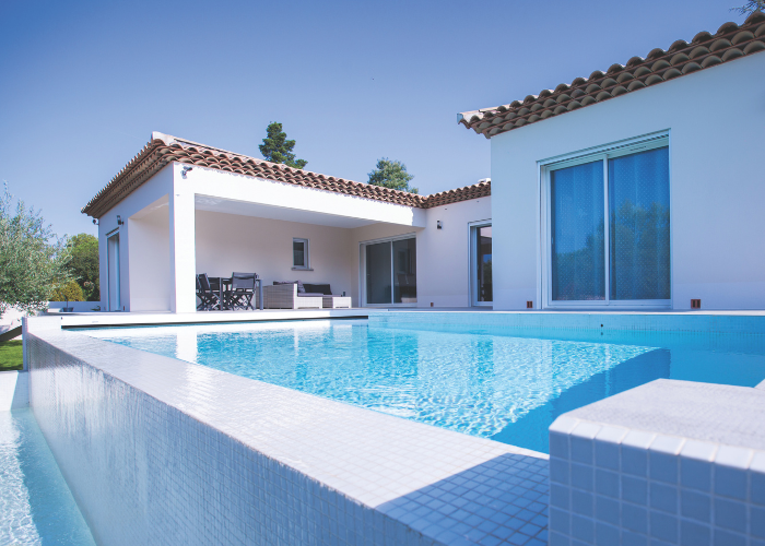 construction de maison et de piscine béton avec matériaux Bonifay