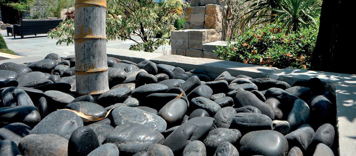 Décorer son jardin avec des pierres : gravier décoratif jardin, clôture  gabion