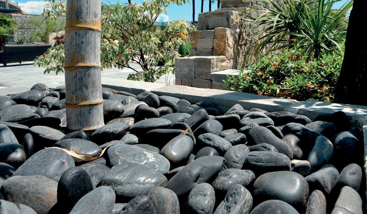 Décorer son jardin avec des pierres : gravier décoratif jardin, clôture  gabion